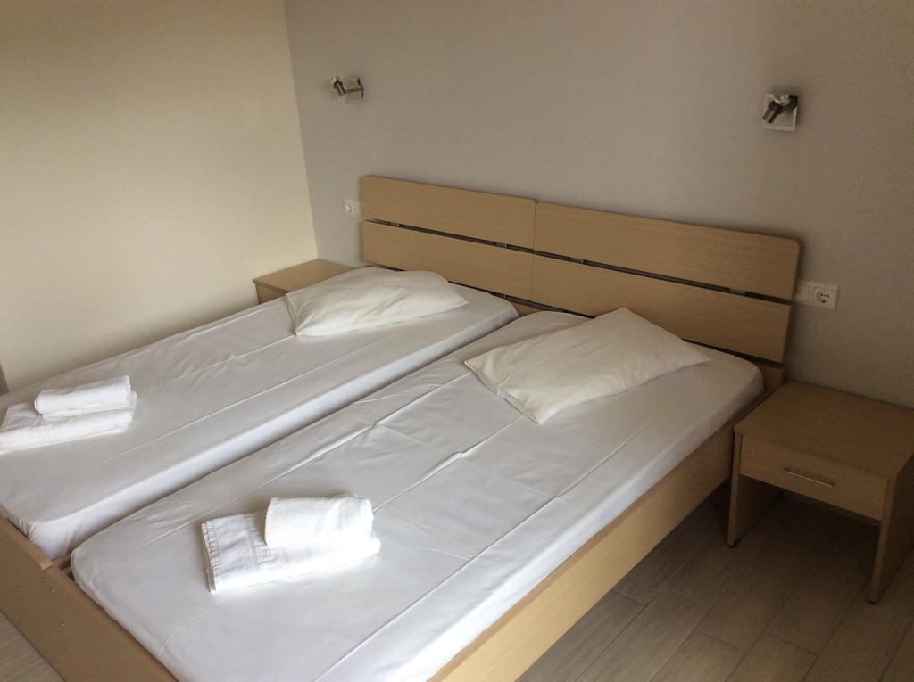 Elena Rooms プラキアス 部屋 写真
