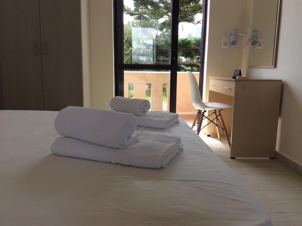 Elena Rooms プラキアス 部屋 写真